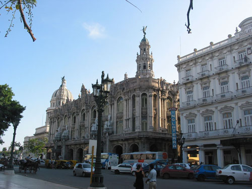 el_louvre_gran_teatro_habana